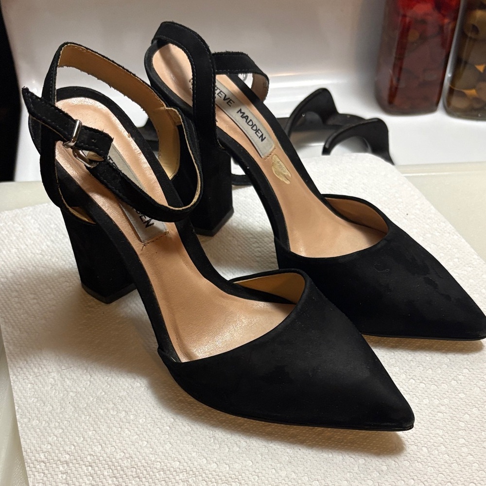 Steve Madden Black Block Heel Pumps